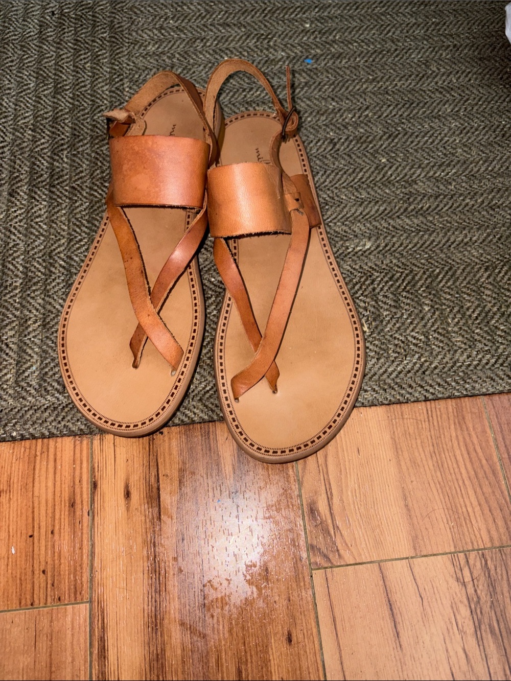 Mila Paoli Tan Leather Thong Sandals Size 9